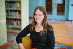 Headshot of Julie Tabberer